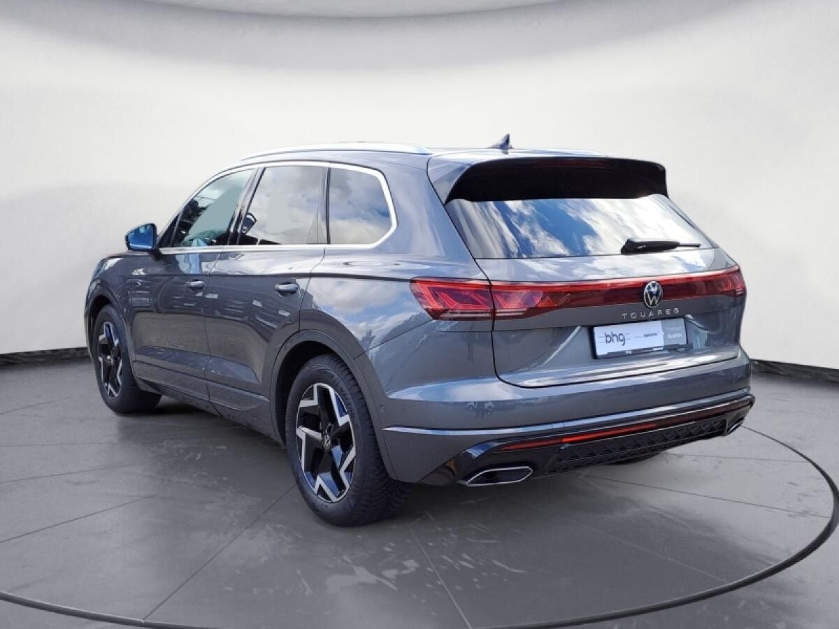 Volkswagen Touareg 3.0 V6 TDI R-Line, AHK, IQ-Drive, sofort verfügbar
