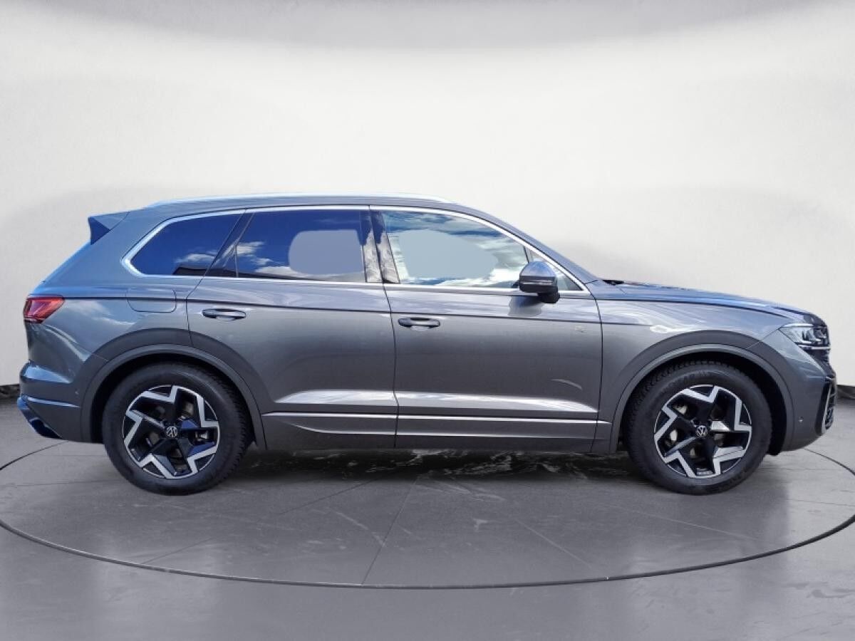 Volkswagen Touareg 3.0 V6 TDI R-Line, AHK, IQ-Drive, sofort verfügbar