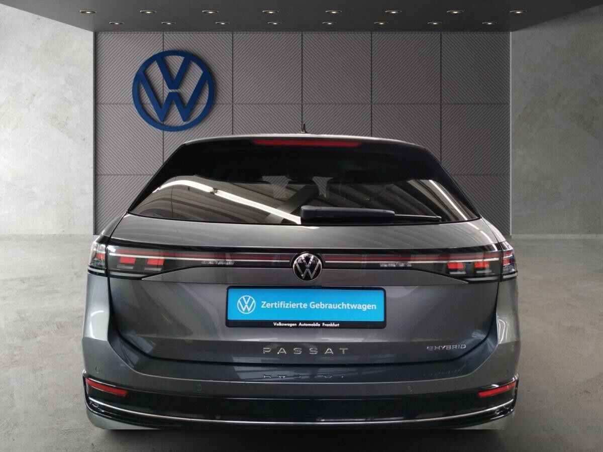 Volkswagen Passat Variant 1.5 TSI DSG eHybrid Navi IQ.Light DAB+ FrontAssist