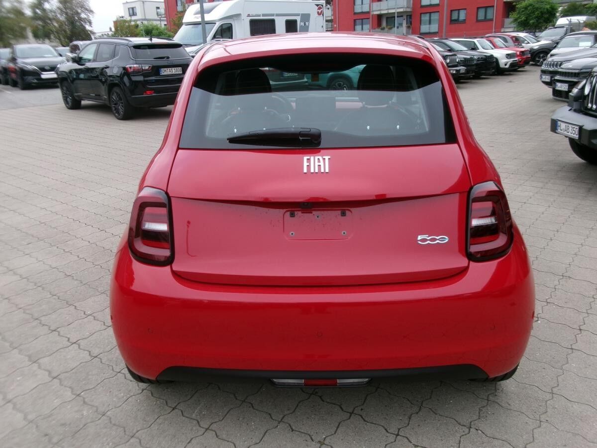 Fiat 500e Elektro RED 23,8kWh 🔋Sofort Verfügbar!⚡
