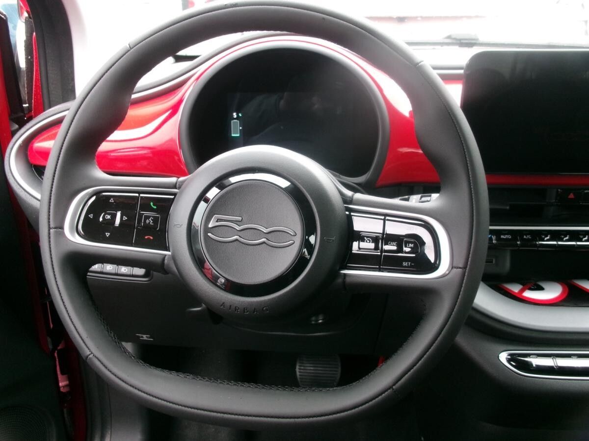 Fiat 500e Elektro RED 23,8kWh 🔋Sofort Verfügbar!⚡