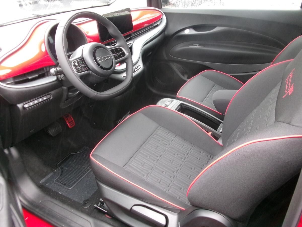 Fiat 500e Elektro RED 23,8kWh 🔋Sofort Verfügbar!⚡