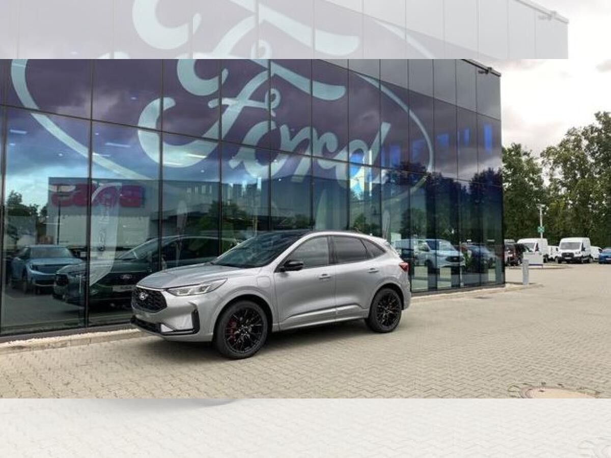 Ford Kuga PHEV ST Line X Black Package