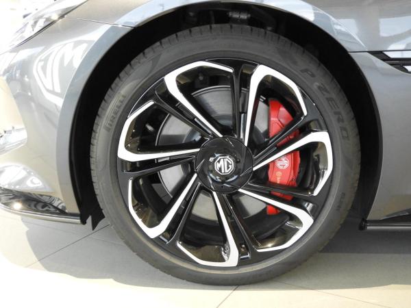 MG Cyberster 77kWh AWD XPower