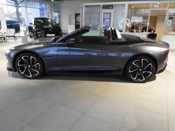 MG Cyberster 77kWh AWD XPower