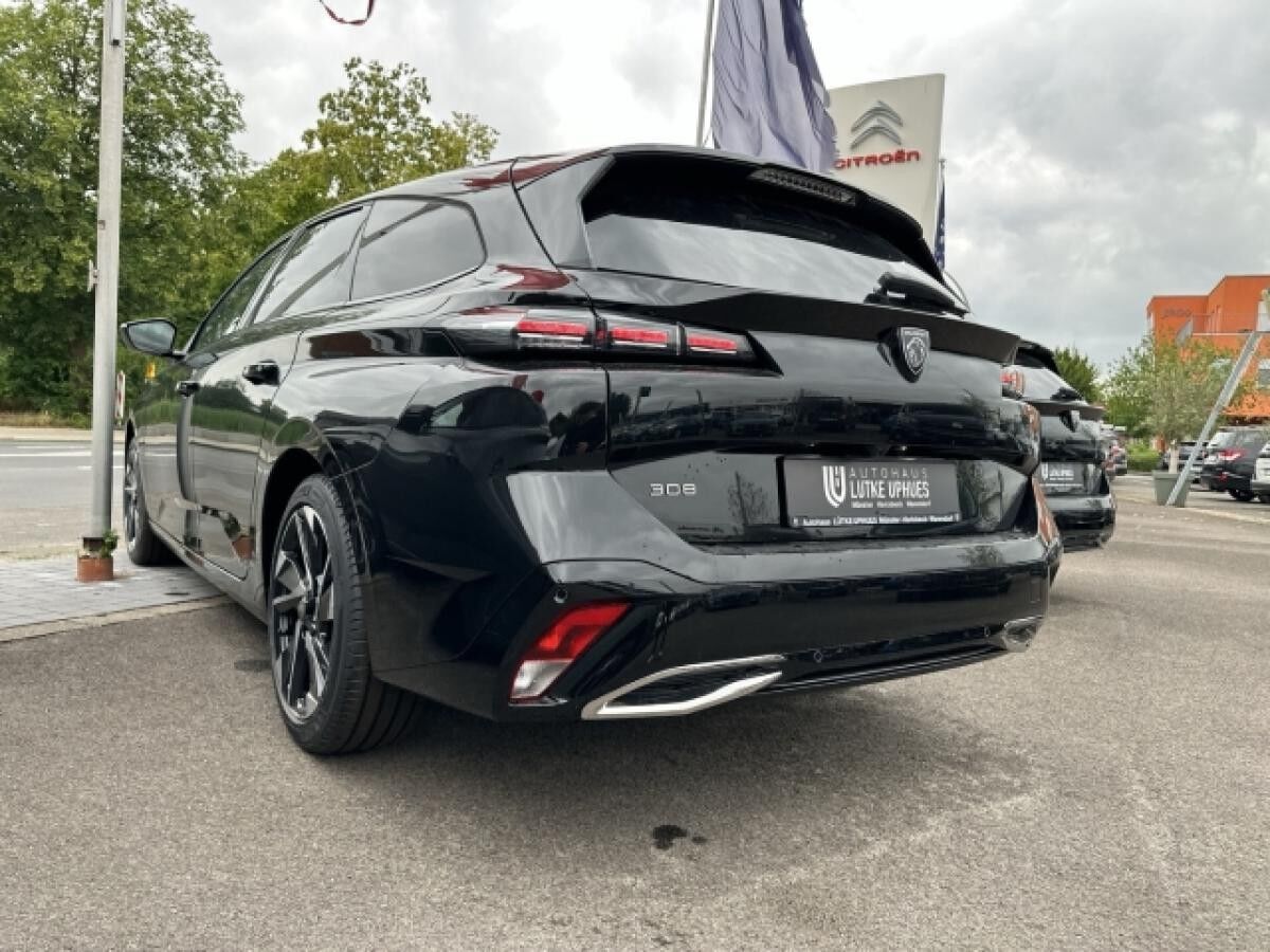 Peugeot 308 SW ALLURE BlueHDi 130 EAT8 Navi  ACC CarPlay