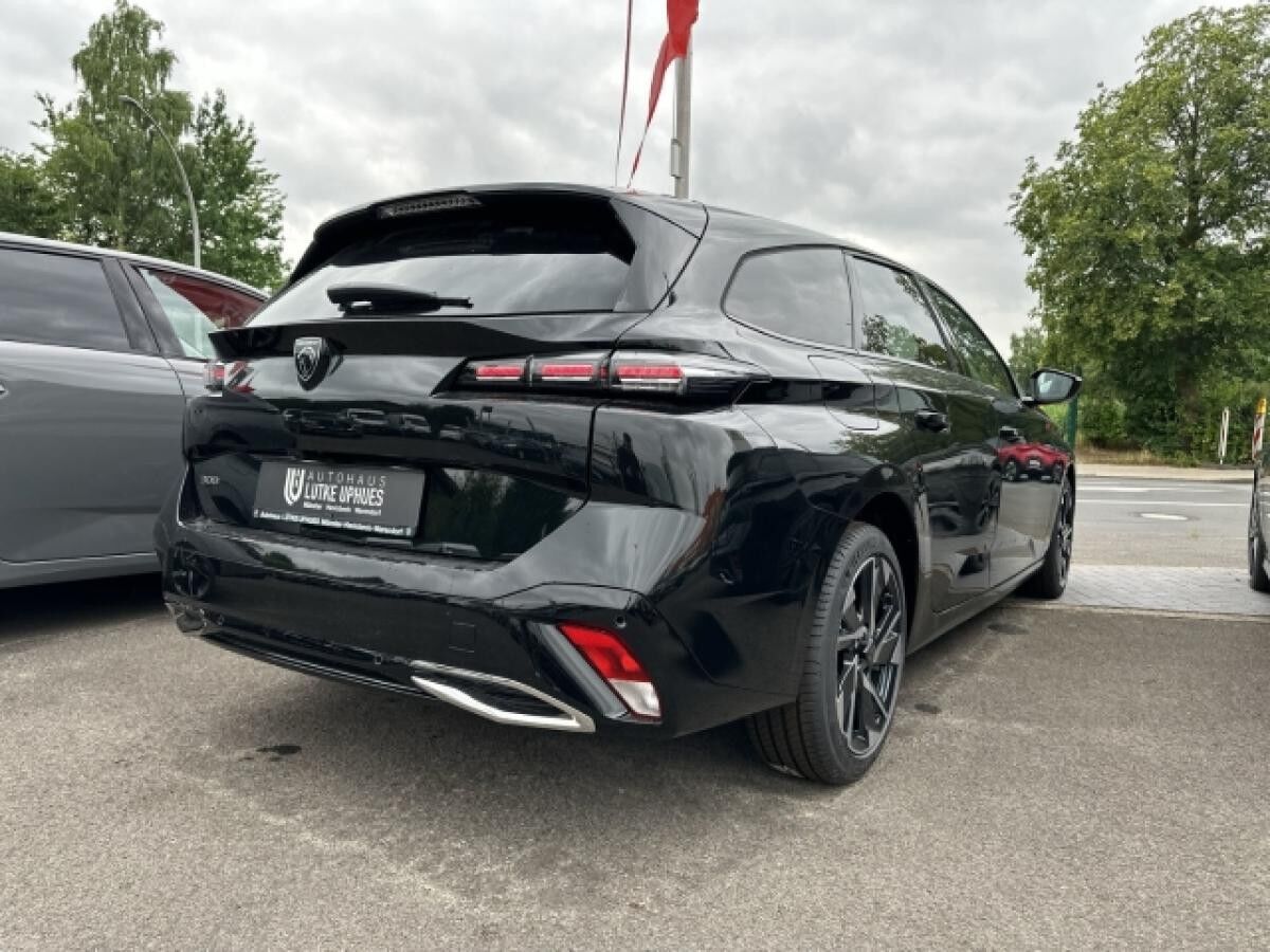 Peugeot 308 SW ALLURE BlueHDi 130 EAT8 Navi  ACC CarPlay