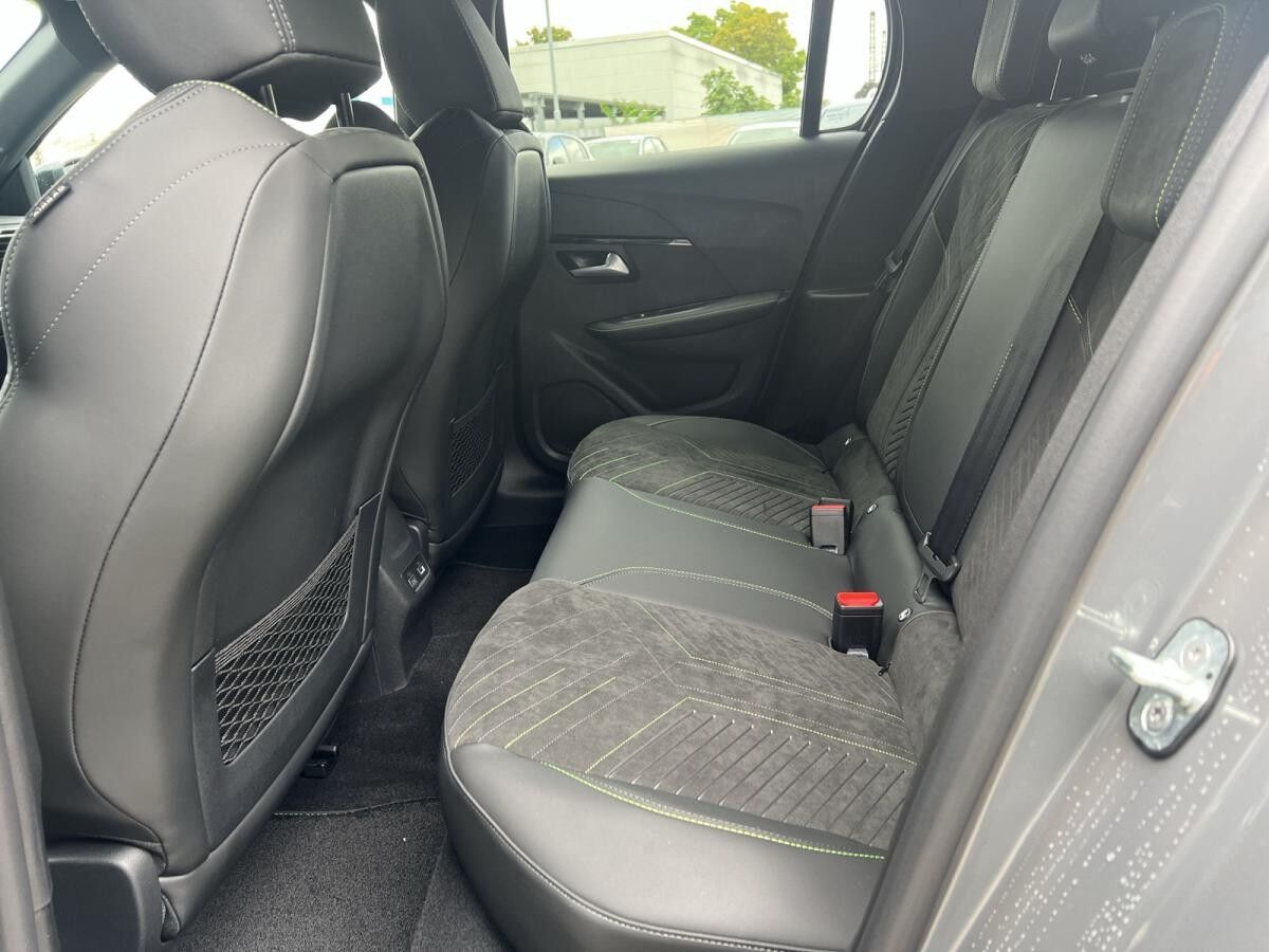 Peugeot 208 GT Elektromotor 156 | 360° Kamera+NAVI