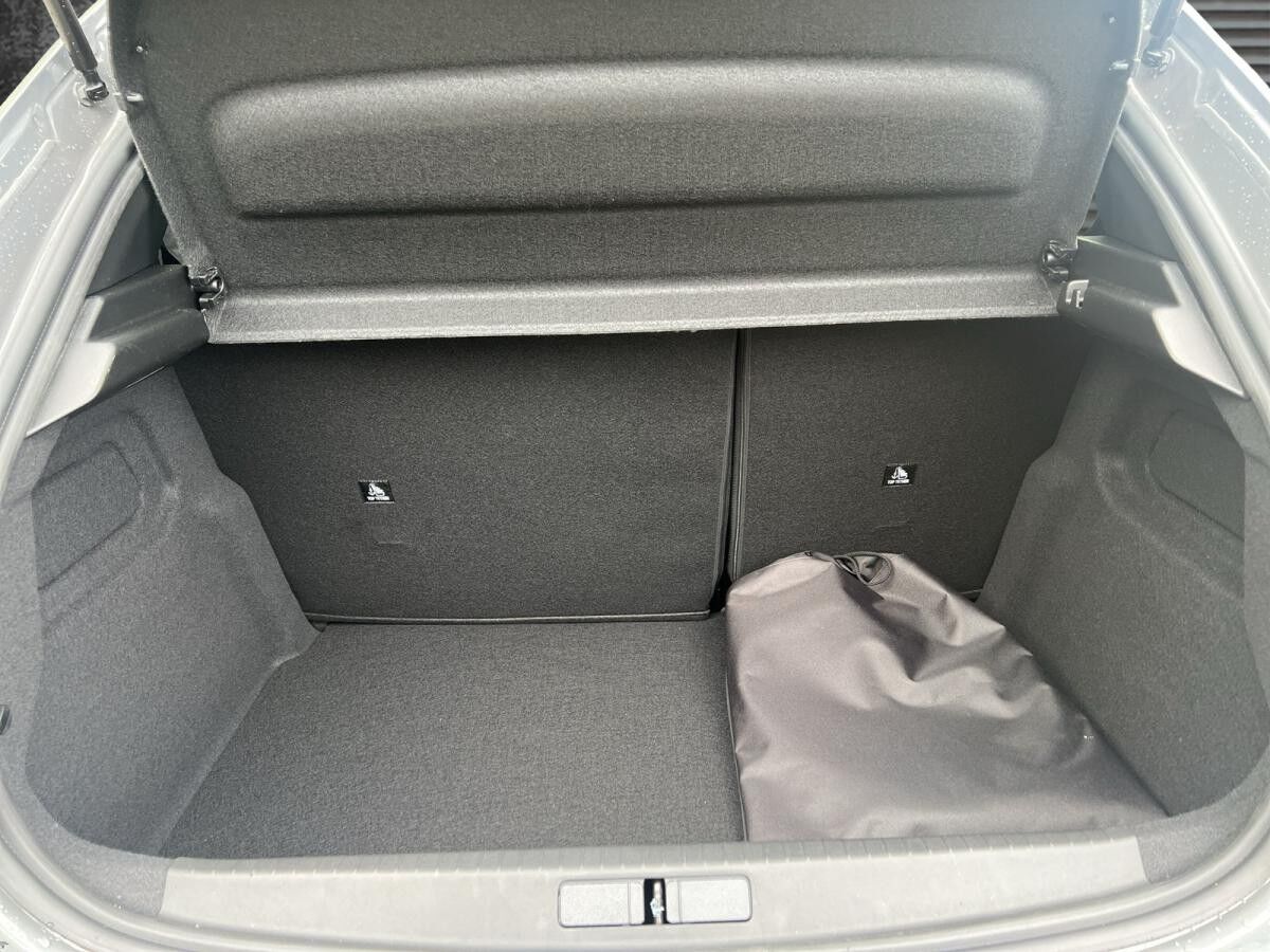 Peugeot 208 GT Elektromotor 156 | 360° Kamera+NAVI