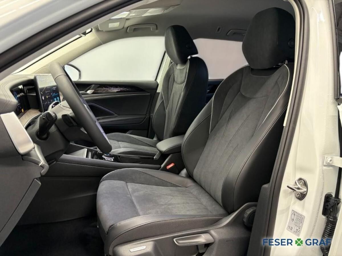 Volkswagen Tayron Elegance AHK / 7-SITZER / IQ.DRIVE