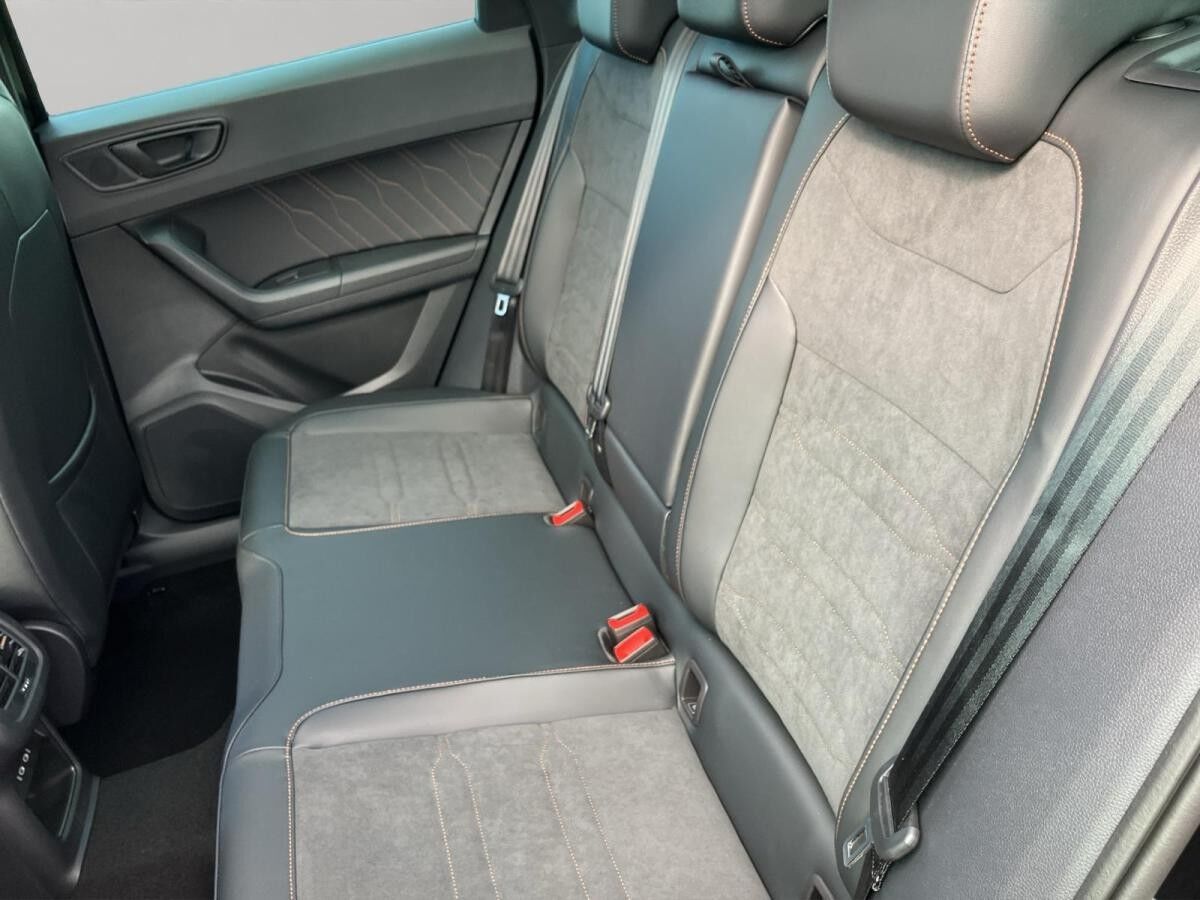 Cupra Ateca VZ 2.0 TSI 221 kW (300 PS) 7-Gang DSG 4Drive Cupra Ateca VZ 2.0 TSI 221 kW (300 PS) 7-Gang DSG 4Drive