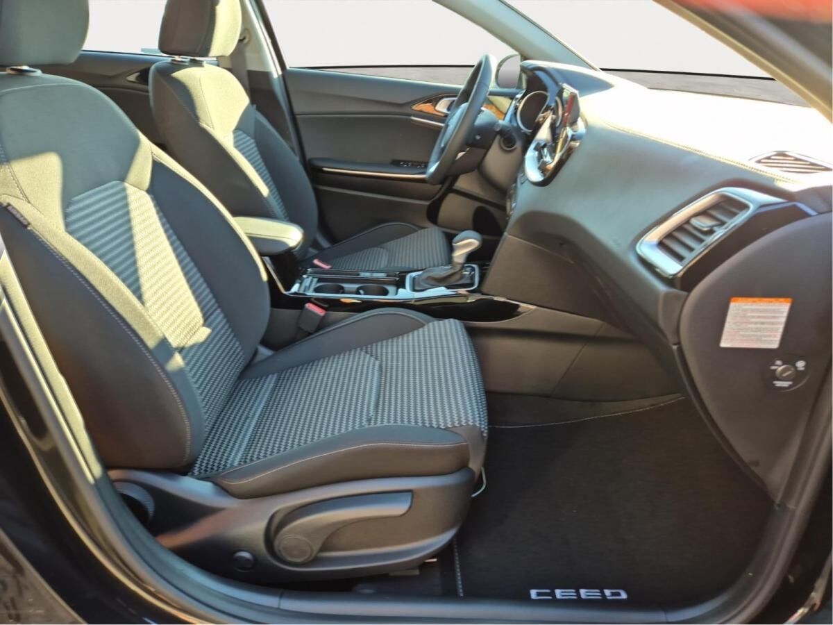 Kia Ceed SW 1.5T DCT7 ULTIMATE💥AKTION 💥NAVI | SHZ | SMART-KEY |