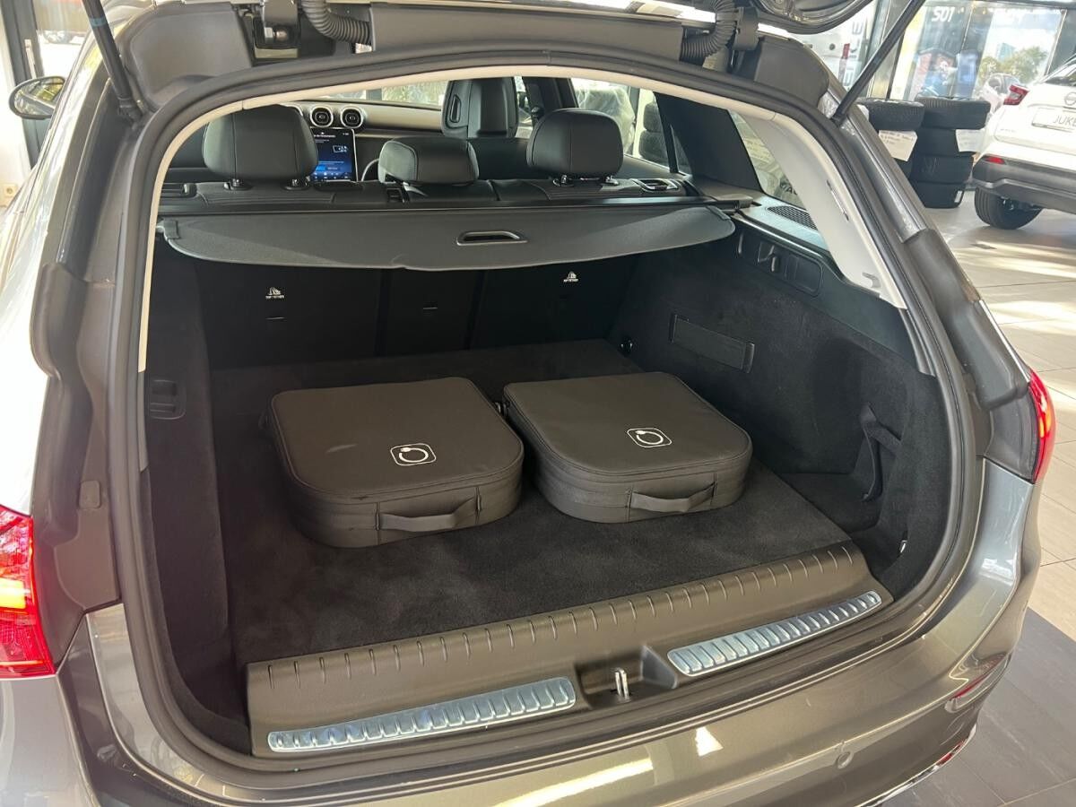 Mercedes-Benz C 300 e T-Modell ACC+LED+Navi+SHZ+HUD