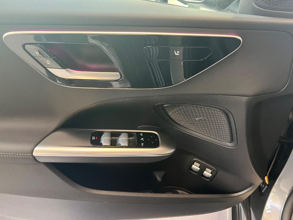 Mercedes-Benz C 300 e T-Modell ACC+LED+Navi+SHZ+HUD