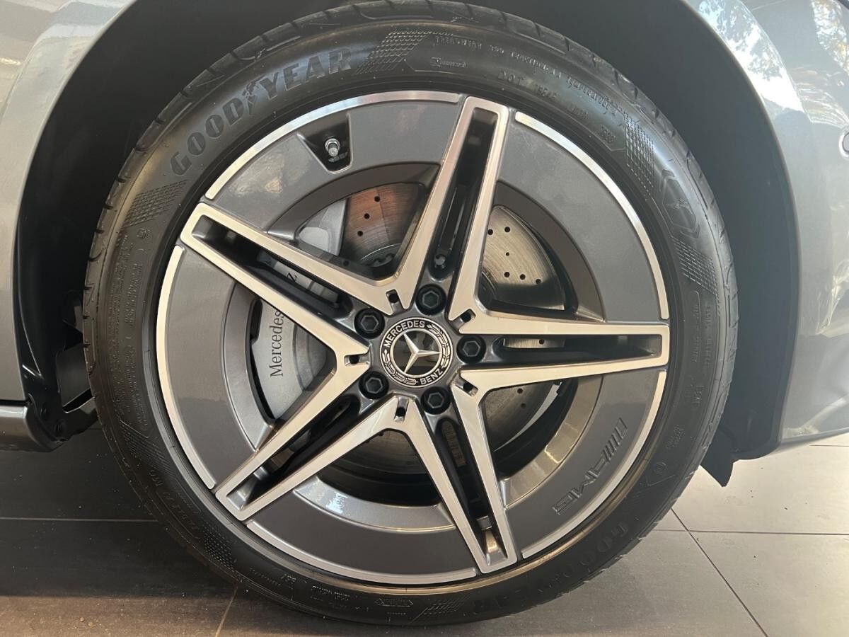 Mercedes-Benz C 300 e T-Modell ACC+LED+Navi+SHZ+HUD