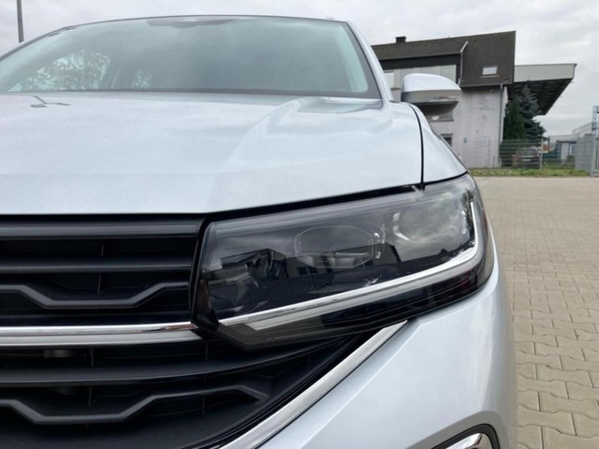 Volkswagen T-Cross Style 1.0 TSI 85kW DSG - 17 Zoll+GJR+Matrix+Navi+SHZ+Carplay+ACC+Kamera+IQ Drive+LM+DAB+PDC+Digital