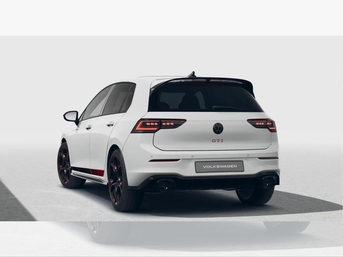 Volkswagen Golf GTI EDITION 50 2,0 l TSI OPF 239 kW (325 PS) DSG
