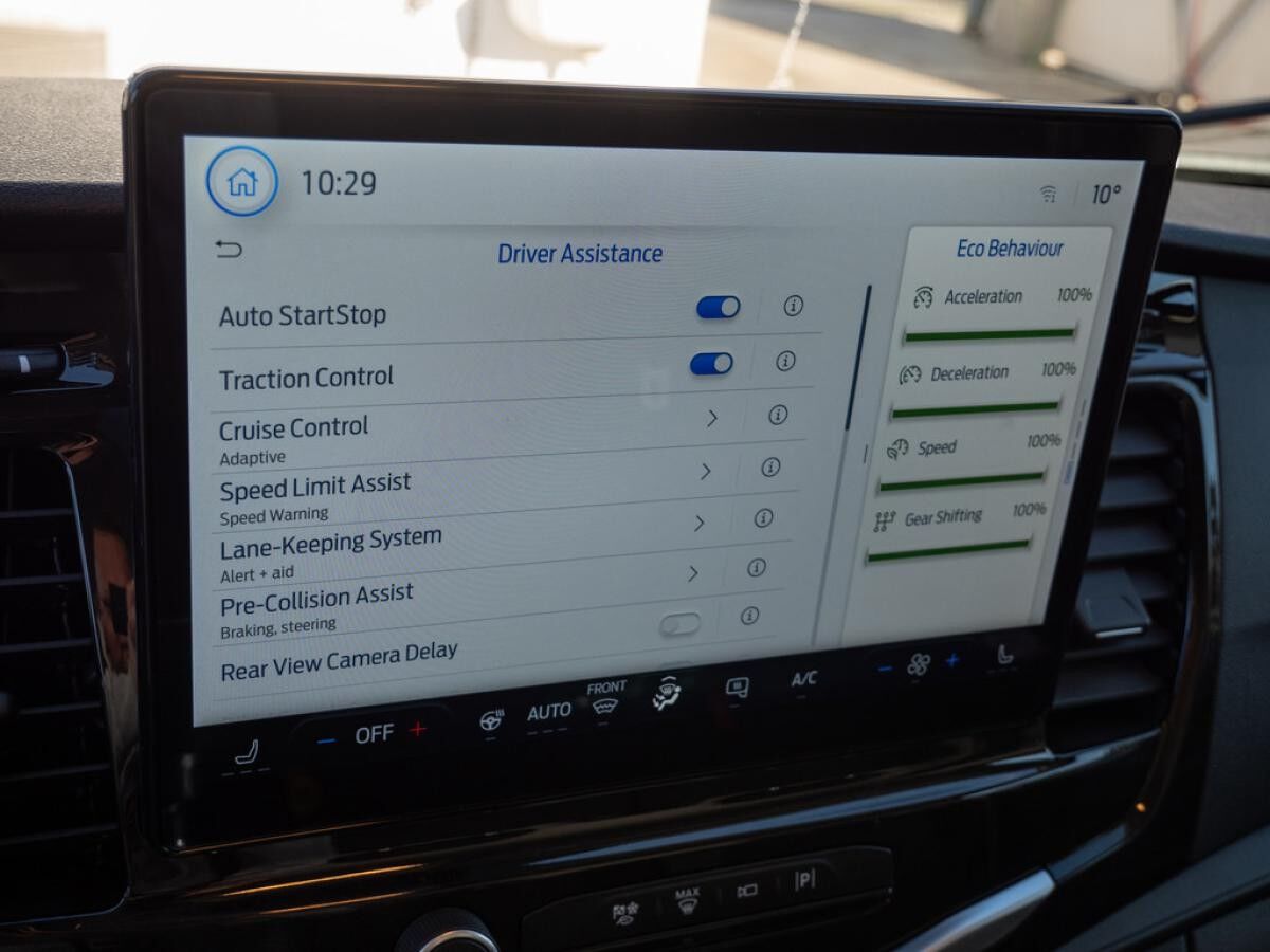 Ford Transit Trend 350L3 FWD ExpressLine 360°Kameras inkl. Laderaumverkleidung mit Boden und Allwetter