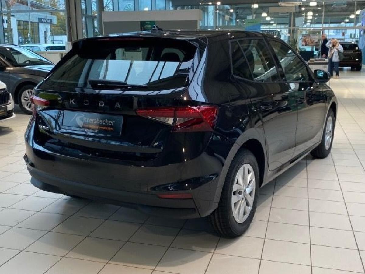 Skoda Fabia Selection 1,0 TSI 5-Gang-Schaltgetriebe Sofort Verfügbar