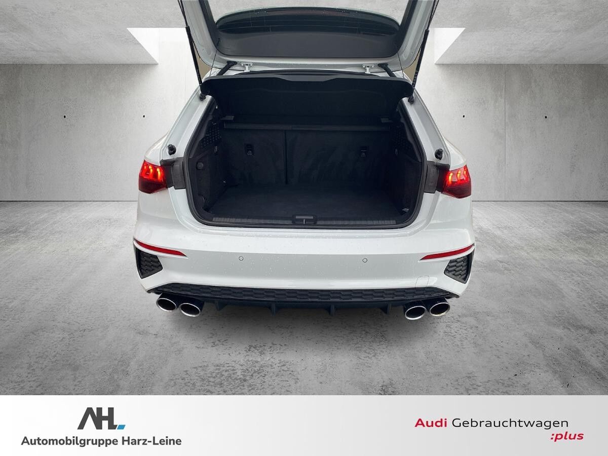 Audi S3 Sportback 2.0 TFSI quattro S-tronic Matrix Navi ACC RFK B&O