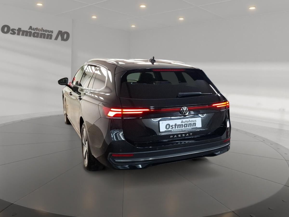 Volkswagen Passat Variant 2.0 TDI Business AHK 360° ACC