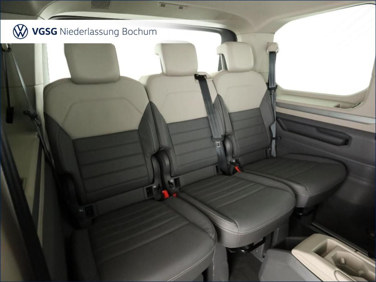 Volkswagen Multivan Life AHK Kamera GJR 7Sitzer Bluetooth LED
