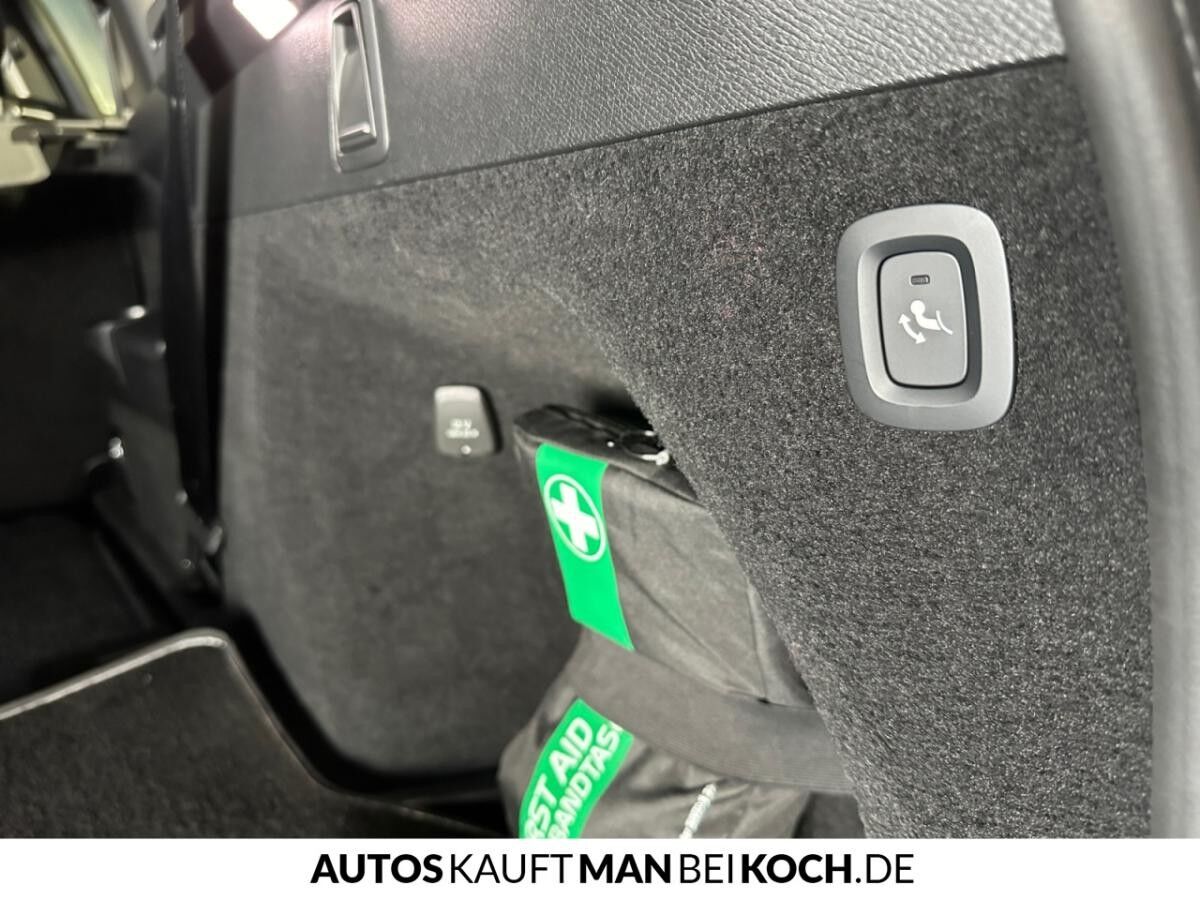 Volvo XC90 B5 D AWD Plus Bright PANO AHK STDH ACC BLIS