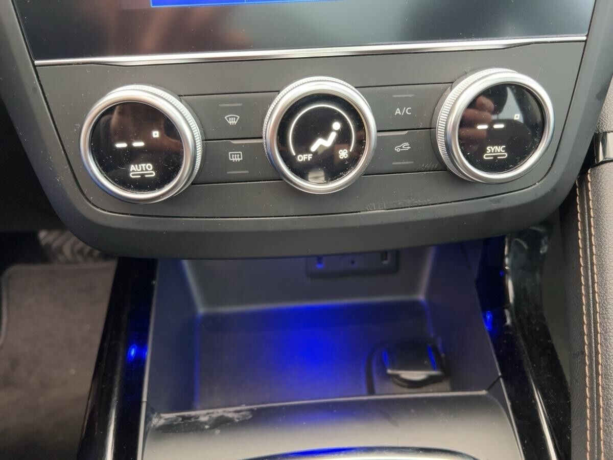 Renault Kadjar 1.3 TCE 140 Black Edition