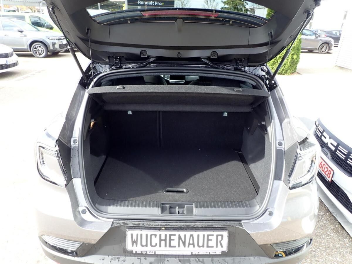 Renault Captur Techno Mild Hybrid 140