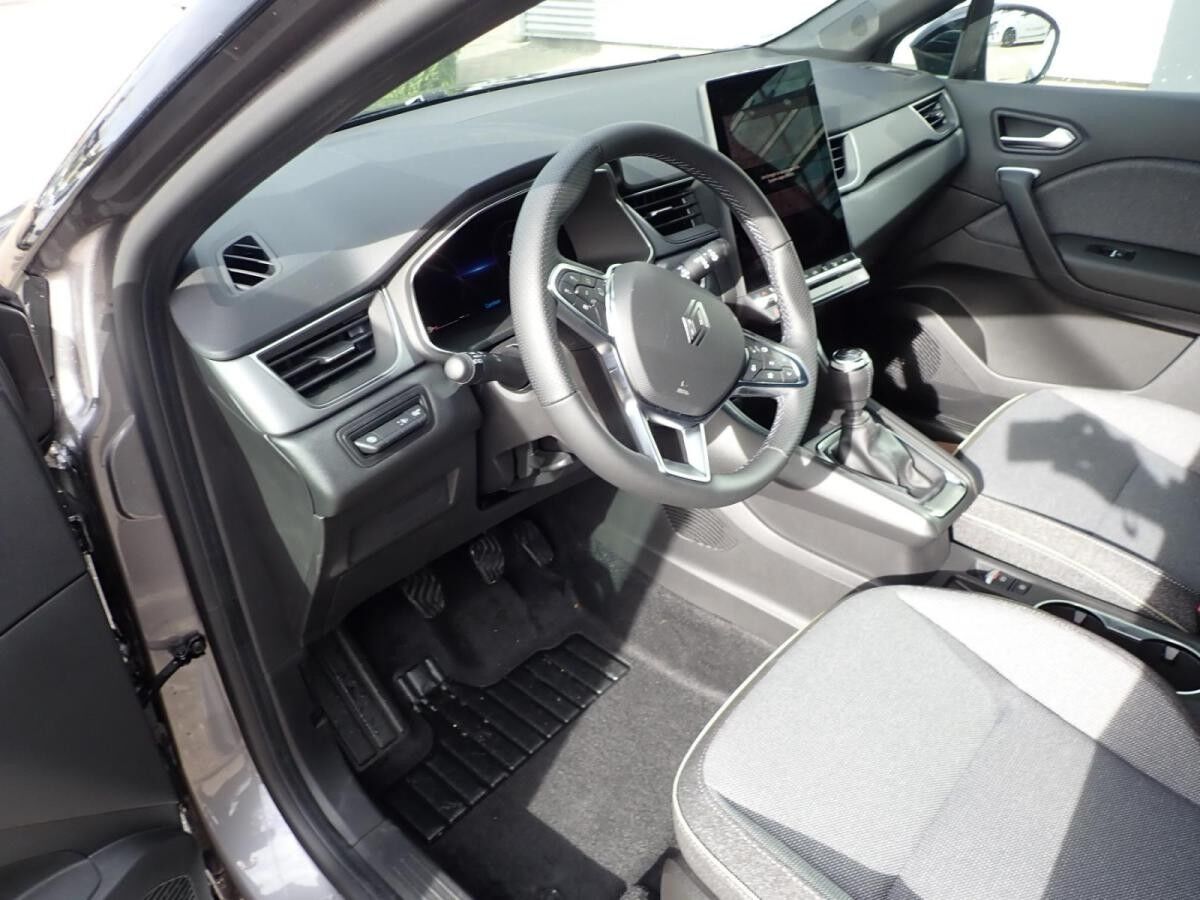 Renault Captur Techno Mild Hybrid 140