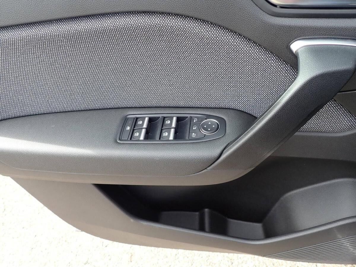 Renault Captur Techno Mild Hybrid 140