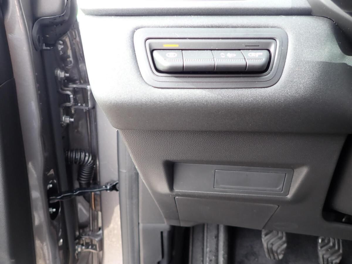 Renault Captur Techno Mild Hybrid 140