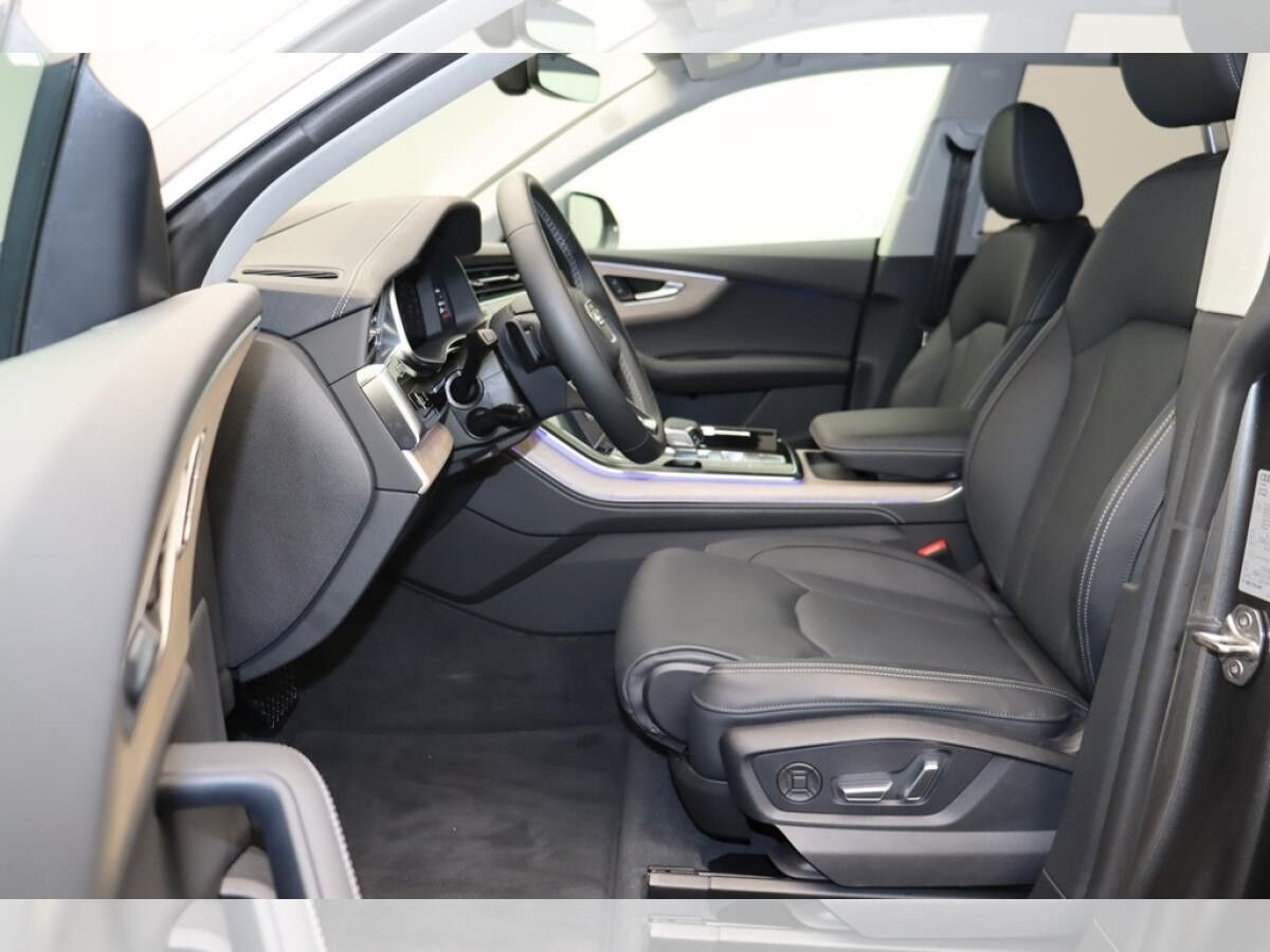 Audi Q8 50 TDI quattro . Matrix B&O HuD ACC