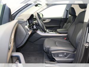 Audi Q8 50 TDI quattro . Matrix B&O HuD ACC