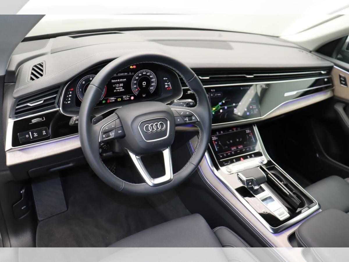 Audi Q8 50 TDI quattro . Matrix B&O HuD ACC