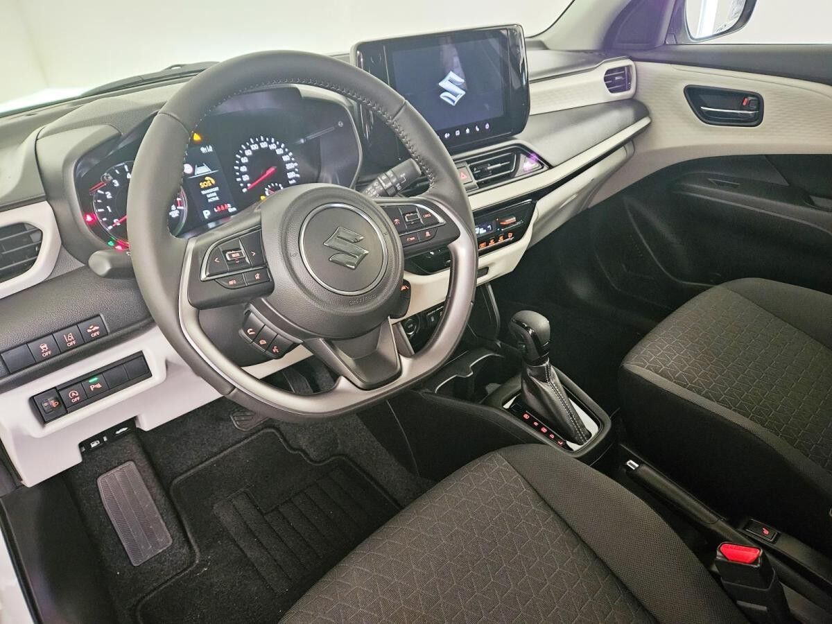 Suzuki Swift "Comfort Automatik" inkl. Allwetterreifen bei Bestellung bis zum 28.11.2025 !!!