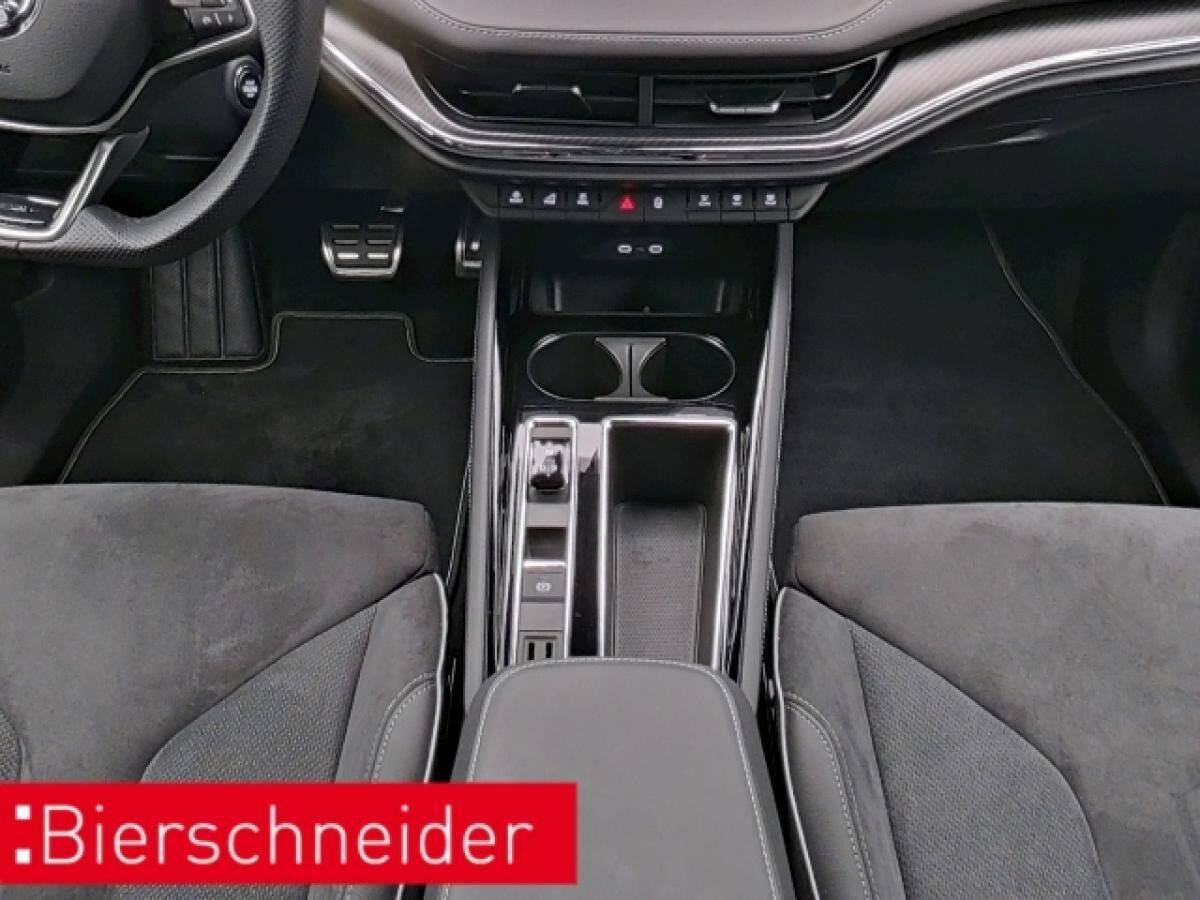 Skoda ENYAQ 85x Sportline 8-FACH AHK PANO