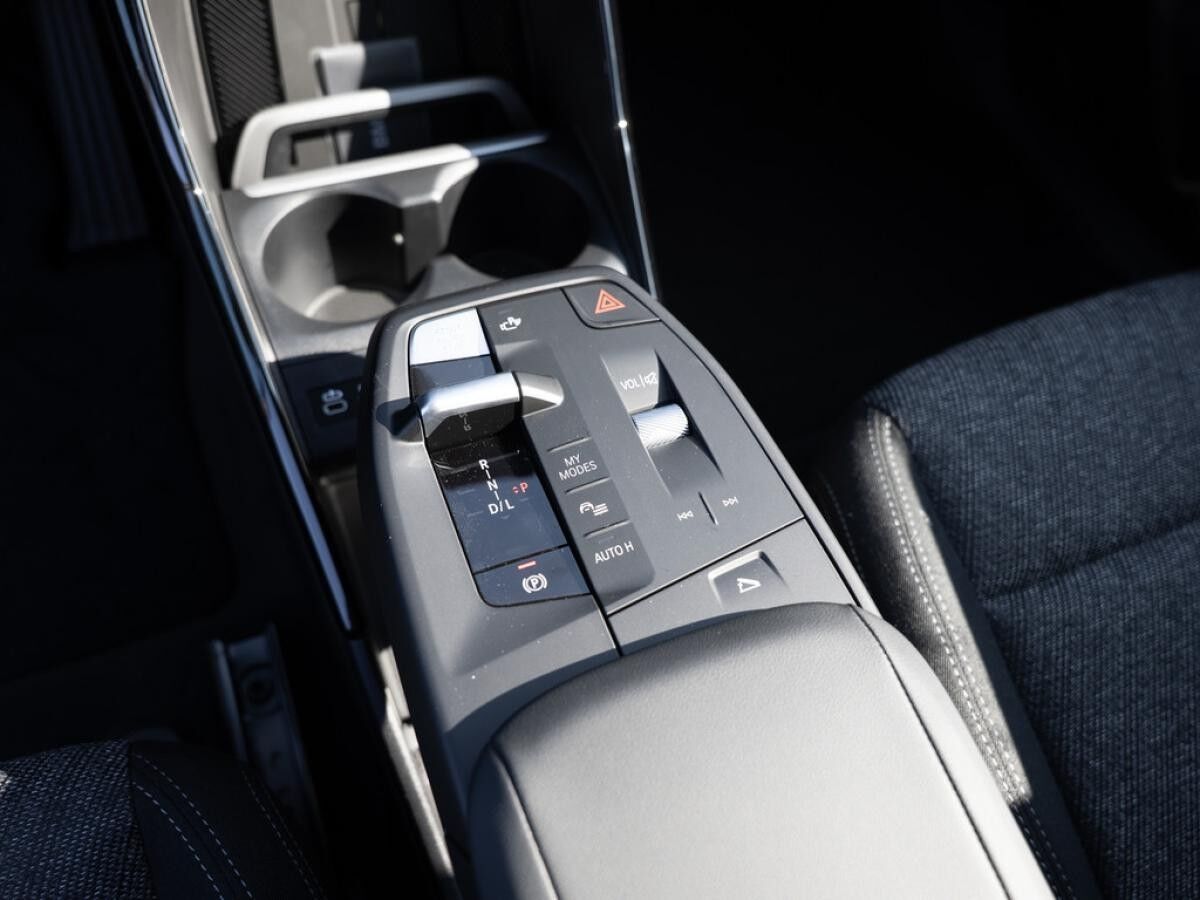 BMW X1 sDrive 18i LED ACC AHK KAMERA *sofort verfügbar"