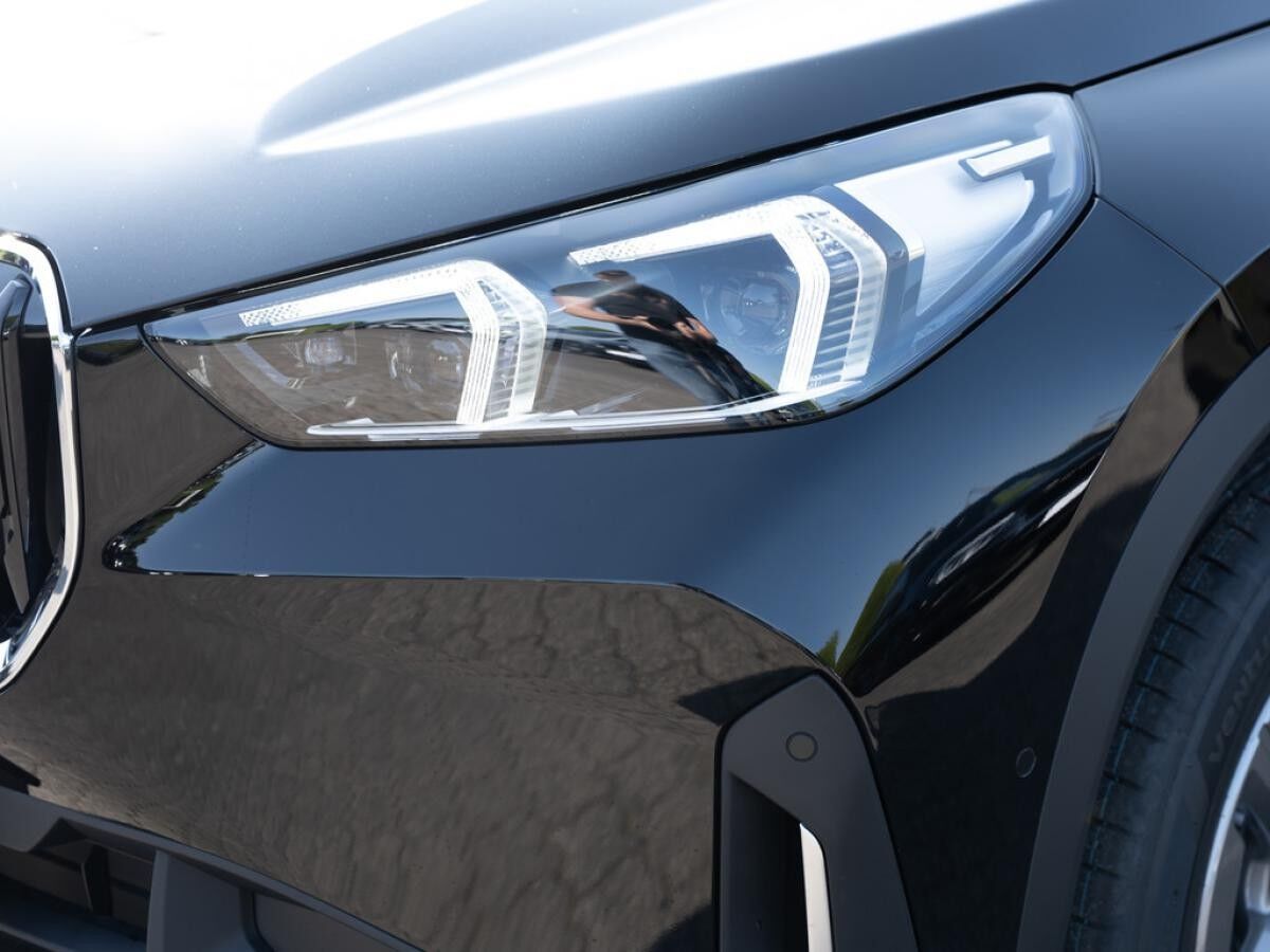 BMW X1 sDrive 18i LED ACC AHK KAMERA *sofort verfügbar"