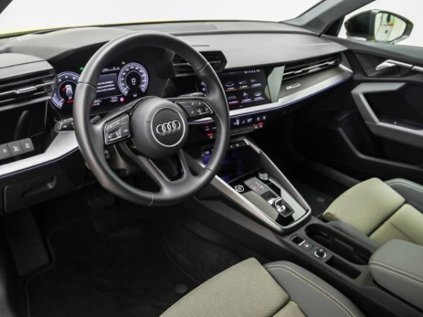 Audi A3 Sportback 45 TFSIe S line HUD AHK Matrix