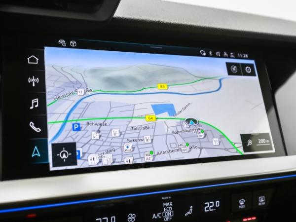 Audi A3 Sportback 45 TFSIe S line HUD AHK Matrix