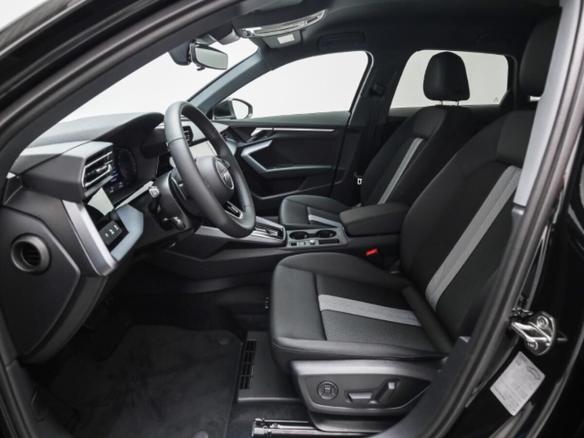 Audi A3 Sportback TFSI S tronic LED Navi CarPlay