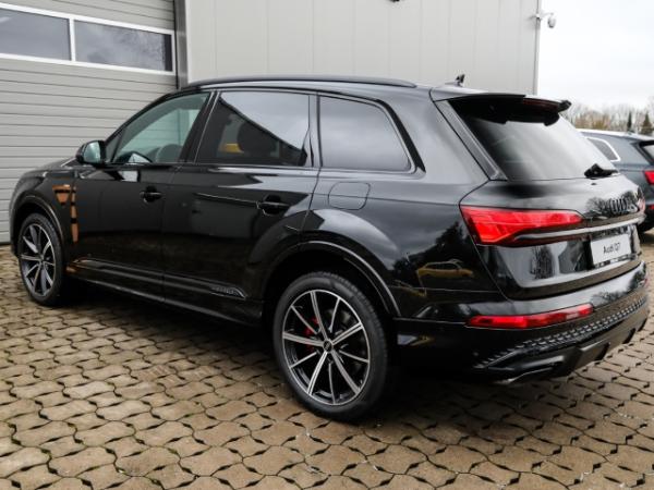 Audi Q7 55 TFSIe quattro S line business Laser ACC Navi Leder