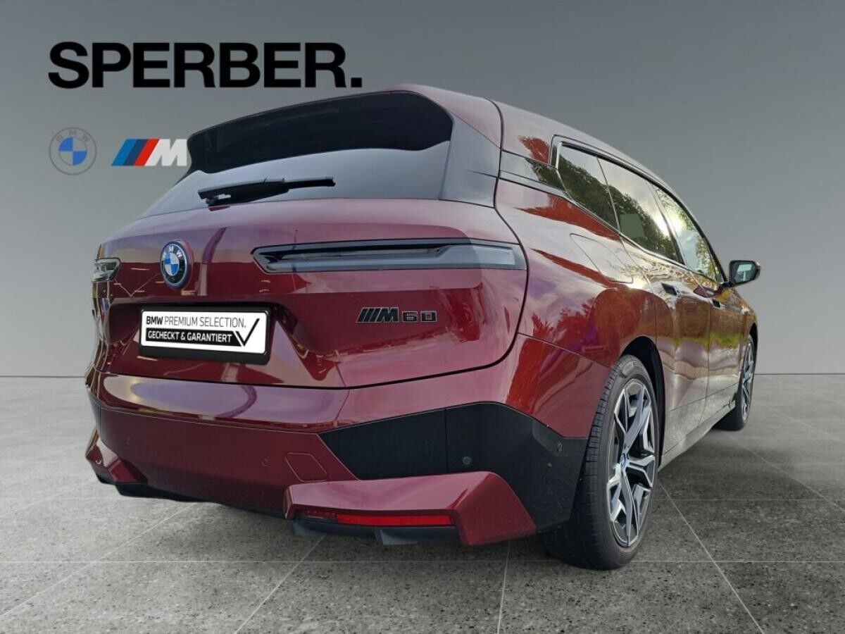 BMW ix M60 Multisitze*Sitzbelüftung*Sky Lounge*Luftfederung*uvm.