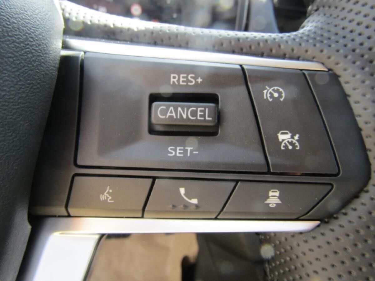 Mitsubishi Outlander Plug-in Hybrid 2.4 Plus MIVEC NAVI LED RFK ACC GRA LKHZ