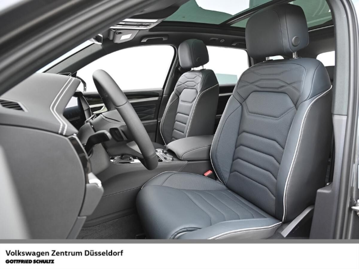 Volkswagen Touareg R-Line 3.0 V6 4MOTION (Düsseldorf)