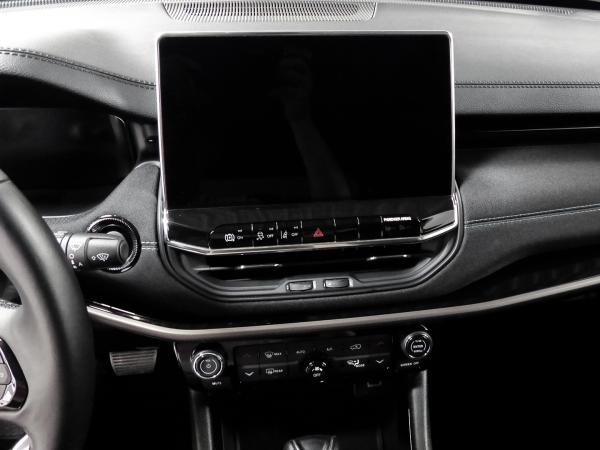 Jeep Compass Upland Plug-In Hybrid 4WD LED ACC Apple CarPlay