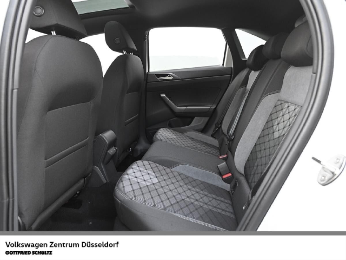 Volkswagen Taigo R-Line 1.0 TSI (Düsseldorf)