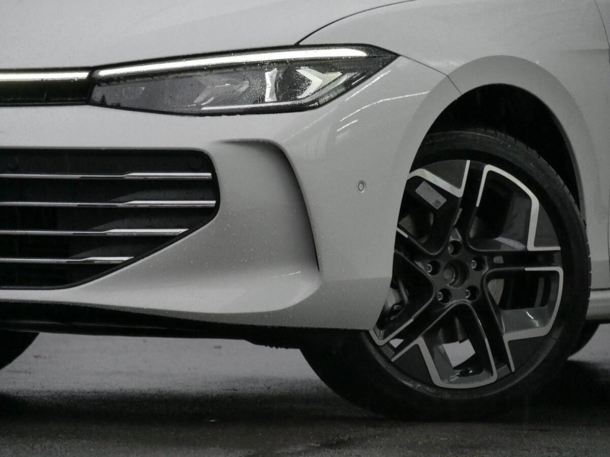 Volkswagen Passat Business 2,0TDI DSG AHK,IQ,IQ-DRIVE Lagerwagen !