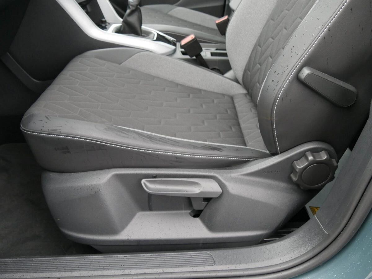 Volkswagen T-Roc 1.0 TSI GOAL AHK NAVI ACC App-Connect